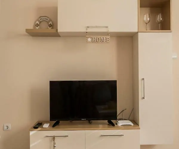 Margis Apartamento *